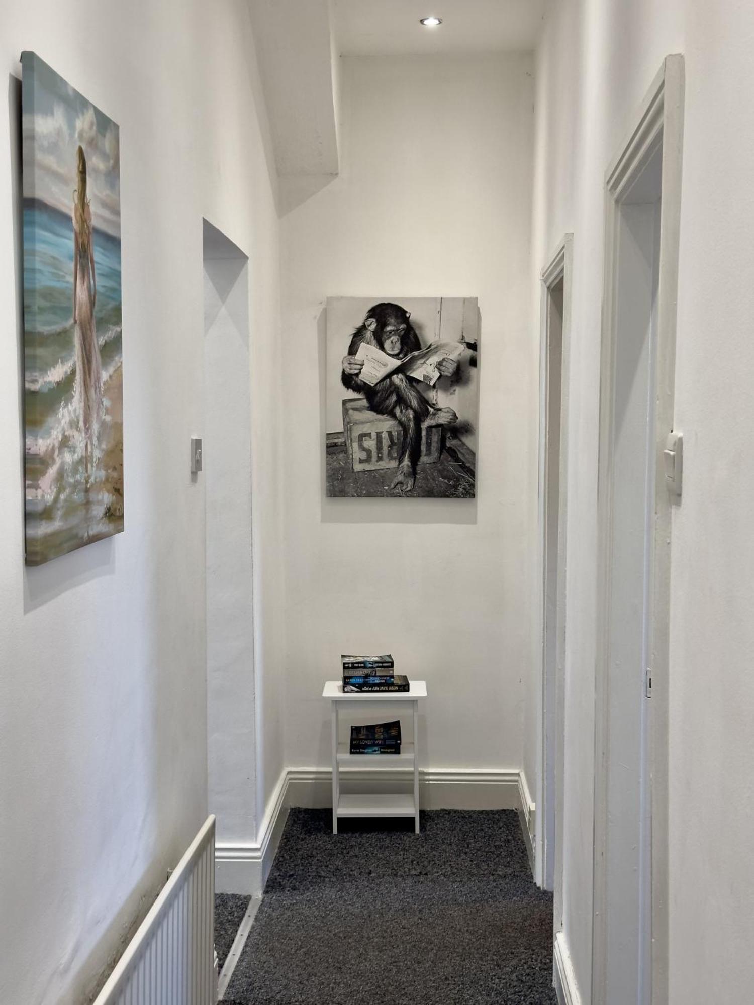 Large Ground Floor Apartment - South Shields - 3 Minutes From South Tyneside Hospital, 8 Minutes From Beach 외부 사진